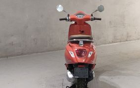 VESPA PRIMA BEIGE RA150 M82414