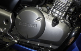 SUZUKI GSR250S