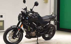 HUSQVARNA SVARTPILEN 125 2003