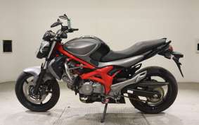 SUZUKI GLADIUS 2017 VK58A