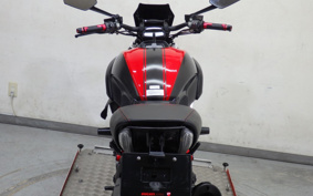 DUCATI DIAVEL CARBON 2014 ZDMG105JAEB