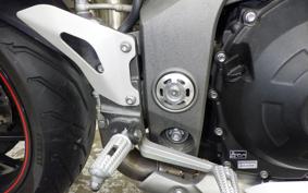 TRIUMPH SPEED TRIPLE R 2018