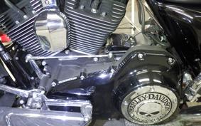 HARLEY FLHXSE 1800CVO 2015