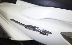 YAMAHA CYGNUS 125 X 2 2004 SE44J