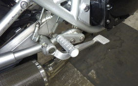SUZUKI GSX1100S KATANA 2000 GU76A
