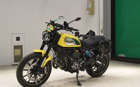 DUCATI SCRAMBLER ICON 2015