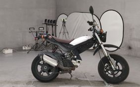 SUZUKI STREET MAGIC CA1LB