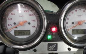 HONDA VTR 250 Gen. 2 2024 MC33