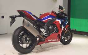 HONDA CBR1000RR R 2023 SC82