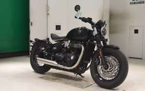 TRIUMPH BONNEVILLE BOBBER 2026