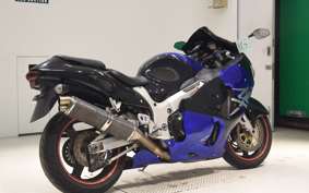 SUZUKI GSX1300R HAYABUSA 2001