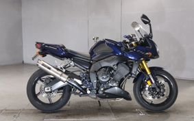 YAMAHA FZ-1 FEATHER RN17