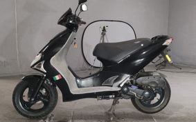 KYMCO SUPER 9S ..