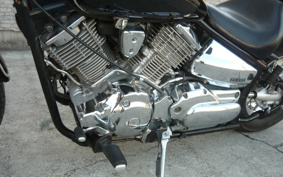YAMAHA DRAGSTAR 1100 2002 VP13J
