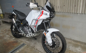 DUCATI DESERT X 2022 1X00