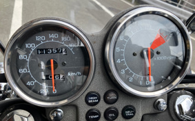 HONDA V45 MAGNA 1987 RC28