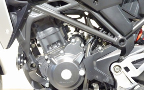 HONDA CB250R MC52