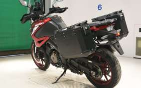 SUZUKI Vｽﾄﾛｰﾑ1050 2023