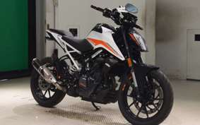 KTM 390 DUKE 2022