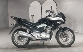 SUZUKI GSR250S GJ55D