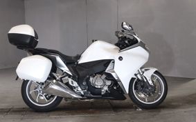 HONDA VFR1200F DCT SC63