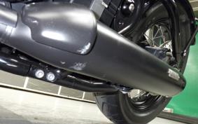 TRIUMPH BONNEVILLE BOBBER 2018
