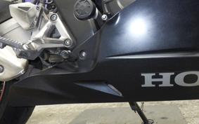 HONDA CBR250RR A 2015 MC51