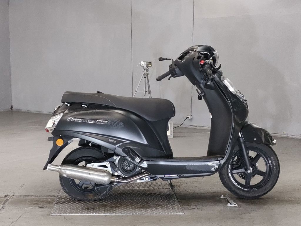 Фото Suzuki ADDRESS V125 с японского аукциона