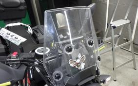 SUZUKI Vｽﾄﾛｰﾑ250A