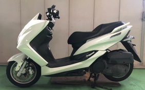 YAMAHA MAJESTYS SG28J
