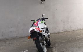 YAMAHA FZR400 1988 1WG