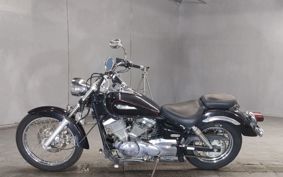 YAMAHA DRAGSTAR 250 VG02J