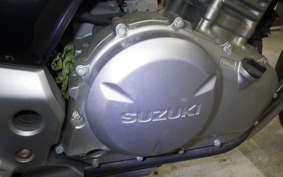 SUZUKI GSR250 2004
