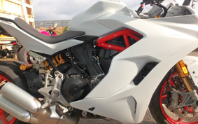 DUCATI  DUCATI  SUPER  SPORT S 2018 VA01