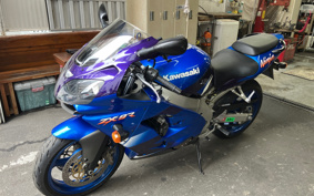KAWASAKI ZX900R NINJA 2000 ZX900E
