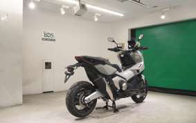 HONDA X-ADV 750 2025 RH21
