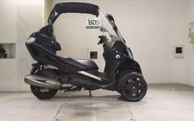 ADVIA AD TRE200 1994