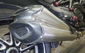 DUCATI DIAVEL Carbon 2012