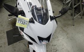 YAMAHA YZF-R7 2024 RM39J