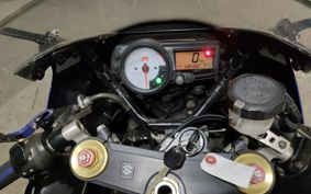 SUZUKI GSX-R1000 2003 GT75A