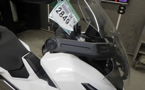 HONDA X-ADV 750 2025 RH21