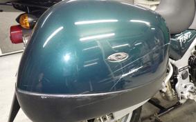 TRIUMPH TIGER 955 I 2005