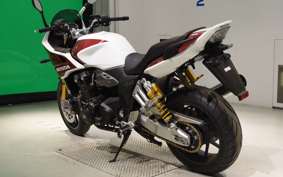 HONDA CB1300SB SUPER BOLDOR SP 2025 SC54