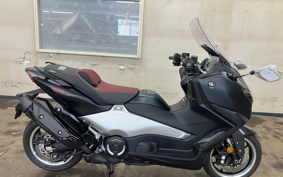YAMAHA T-MAX 560 A 2026 SJ21J