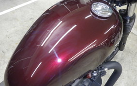 TRIUMPH BONNEVILLE BOBBER 2017