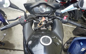 SUZUKI GSR250F