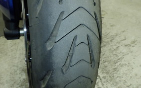 TRIUMPH TRIDENT 660 2025