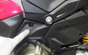 DUCATI STREETFIGHTER V4 S 2025
