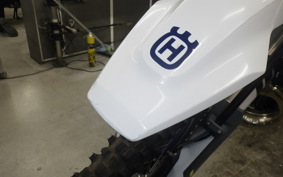 HUSQVARNA TE250I