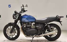 TRIUMPH STREET TWIN 2021